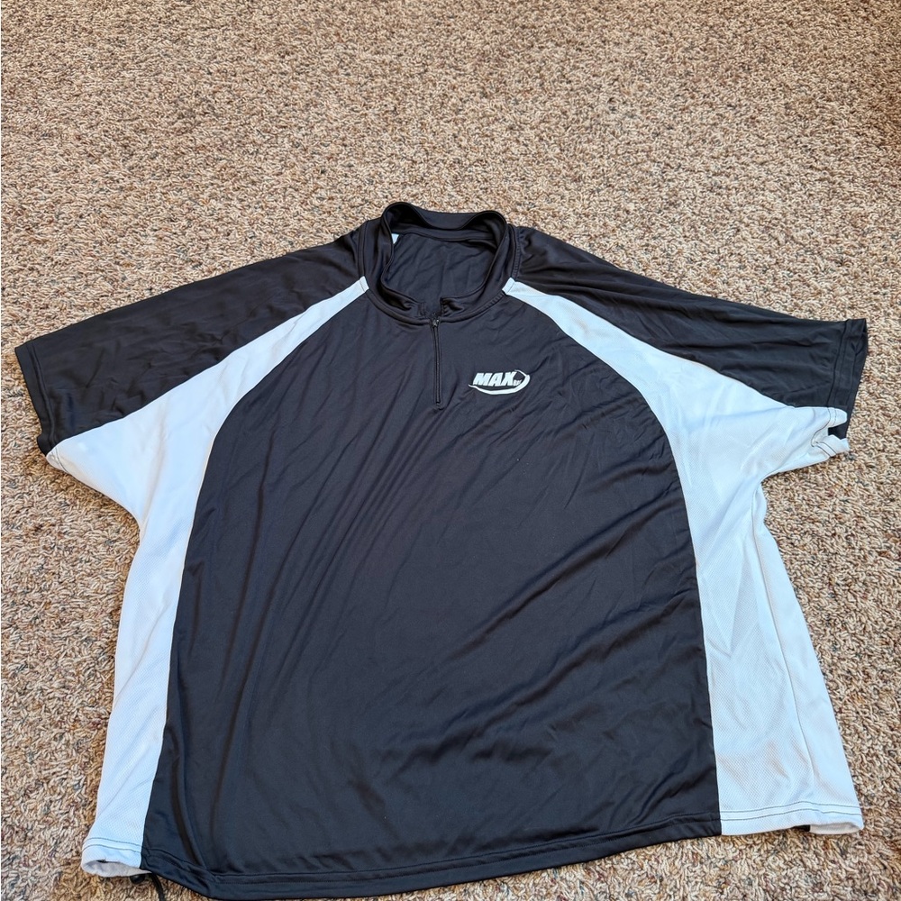 MAX Black and white Athletic Pullover